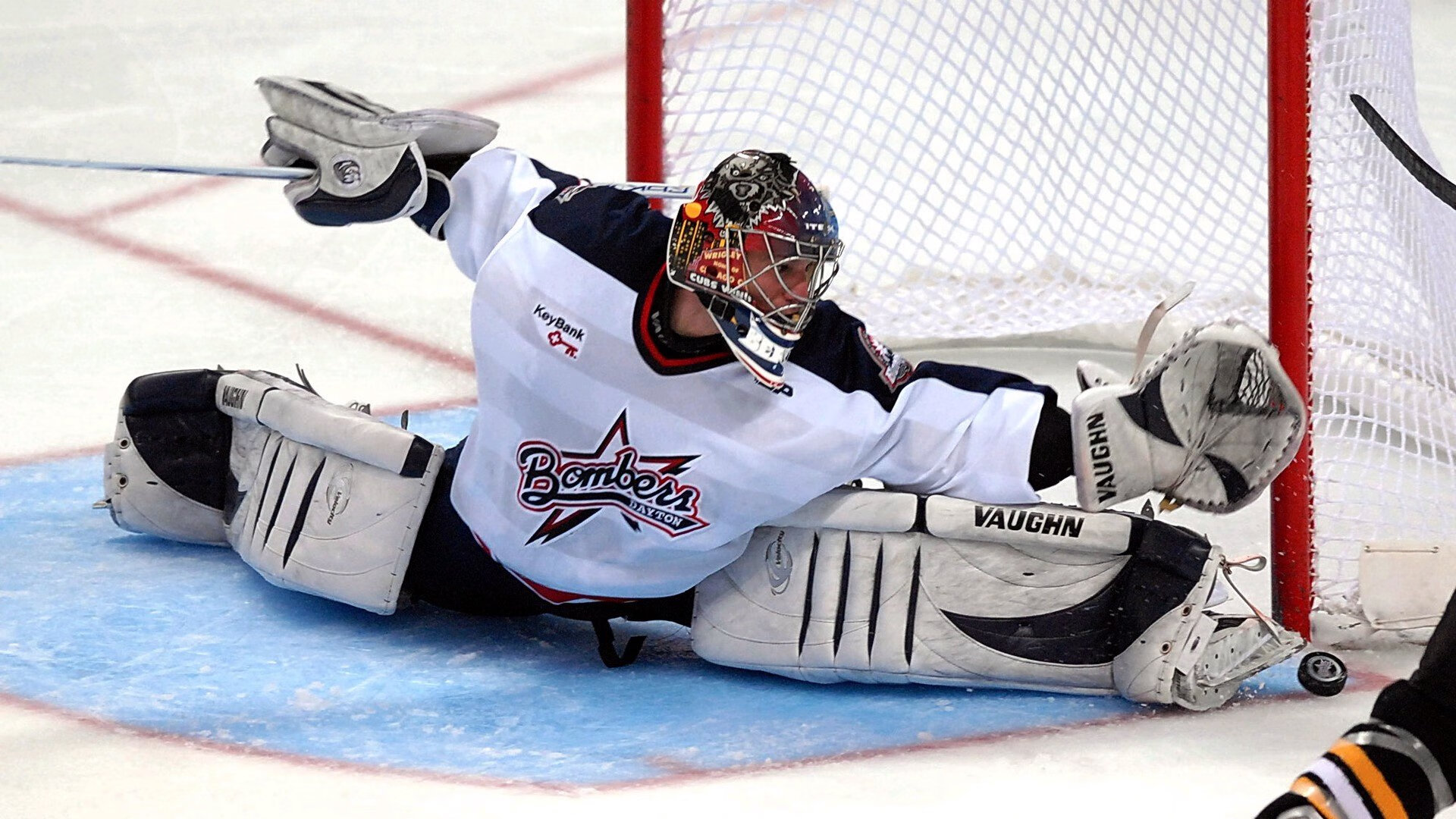 “天才车手的秘技：漂移、超车与操控的完美结合”，漂移及超车技术